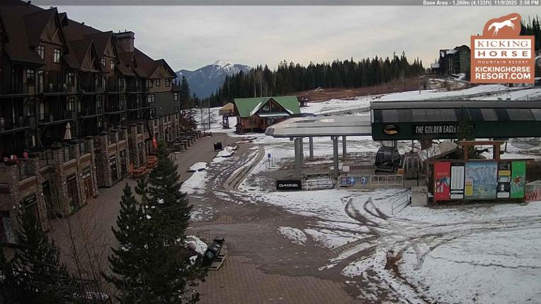 Webcam Kicking Horse: Gondola Base