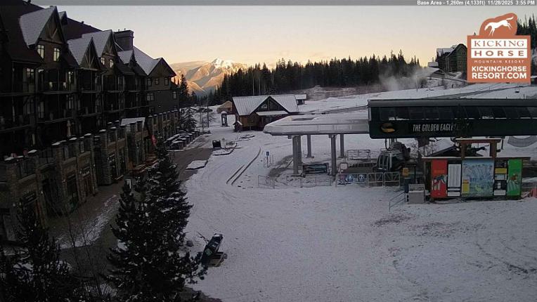 Webcam Kicking Horse: Gondola Base