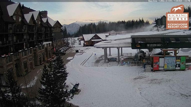 Webcam Kicking Horse: Gondola Base