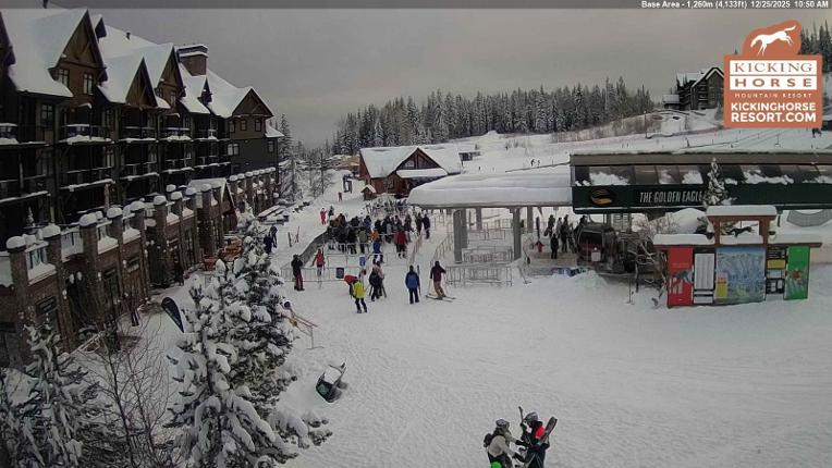 Webcam Kicking Horse: Gondola Base