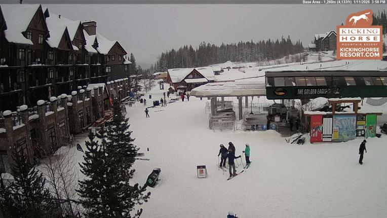 Webcam Kicking Horse: Gondola Base