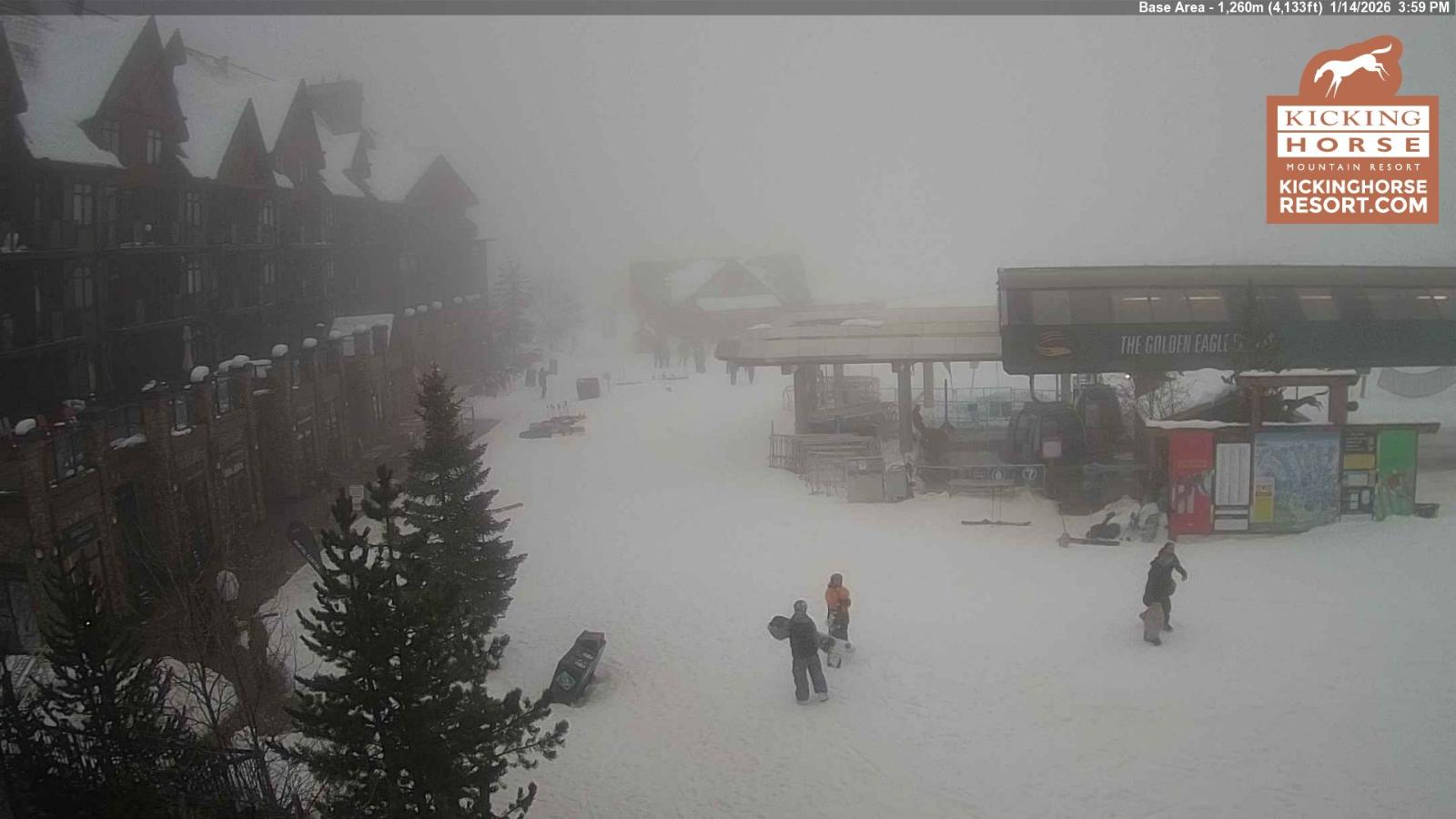 Webcam Kicking Horse: Gondola Base