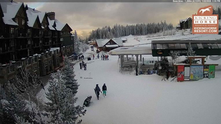 Webcam Kicking Horse: Gondola Base