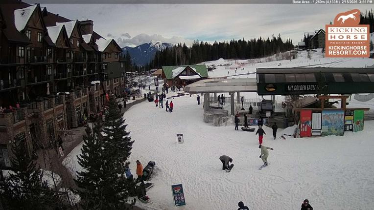 Webcam Kicking Horse: Gondola Base