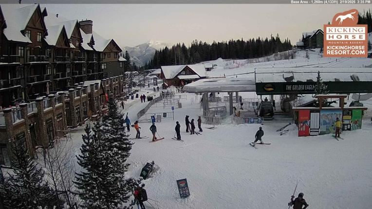 Webcam Kicking Horse: Gondola Base