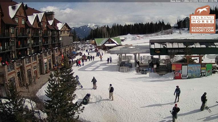 Webcam Kicking Horse: Gondola Base