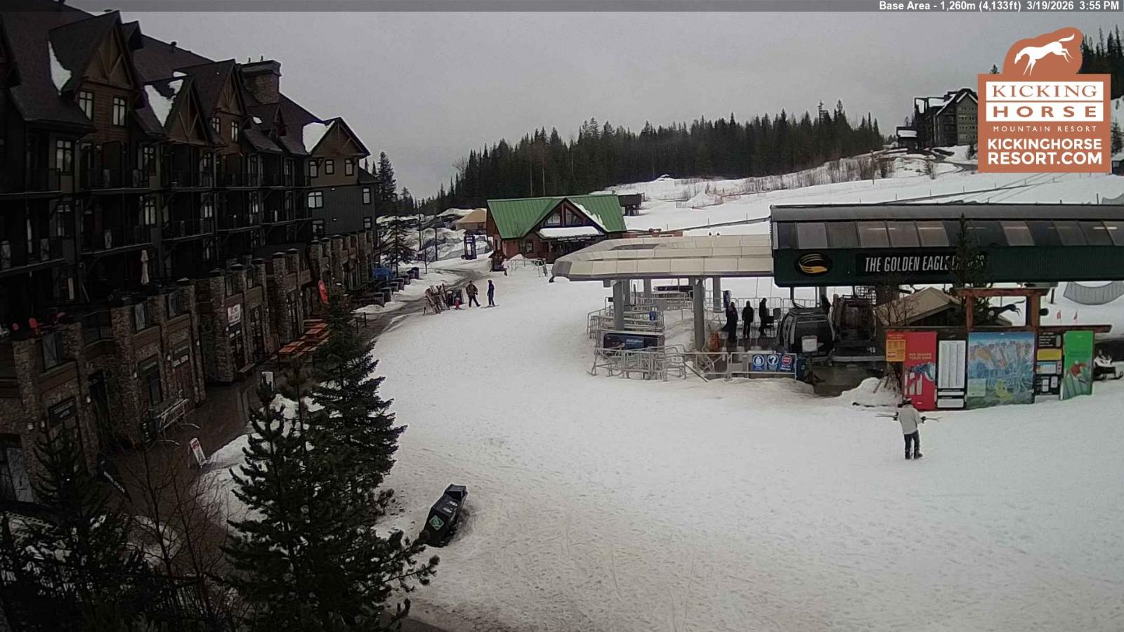 Webcam Kicking Horse: Gondola Base