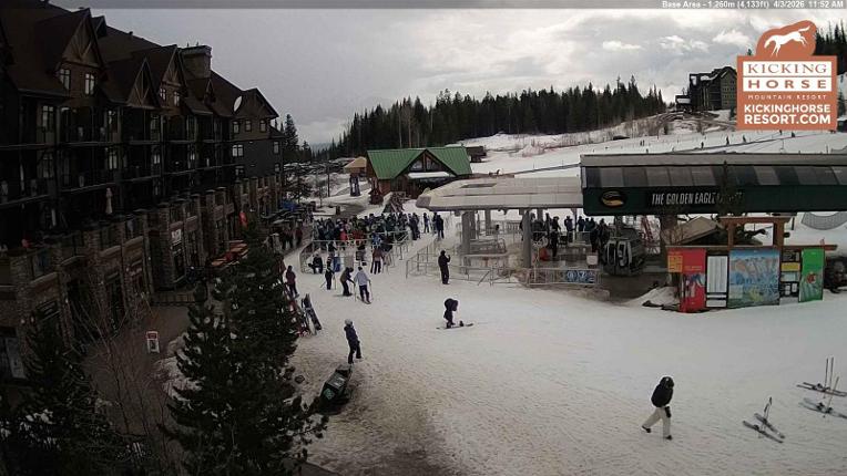 Webcam Kicking Horse: Gondola Base