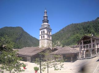 La Clusaz: Place du Village (laclusaz.com)