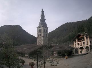 La Clusaz: Place du Village (laclusaz.com)