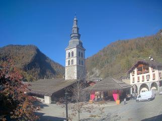 La Clusaz: Place du Village (laclusaz.com)