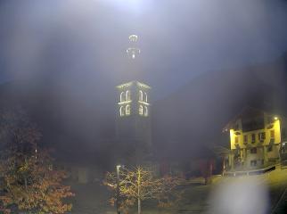 La Clusaz: Place du Village (laclusaz.com)