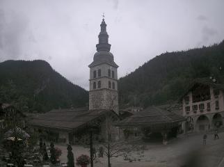 La Clusaz: Place du Village (laclusaz.com)