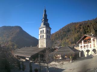 La Clusaz: Place du Village (laclusaz.com)