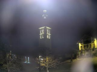 La Clusaz: Place du Village (laclusaz.com)