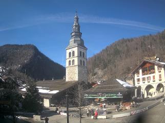 La Clusaz: Place du Village (laclusaz.com)