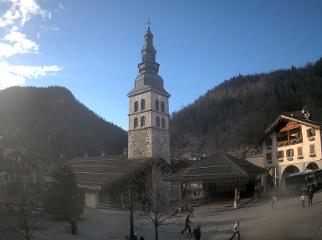 La Clusaz: Place du Village (laclusaz.com)