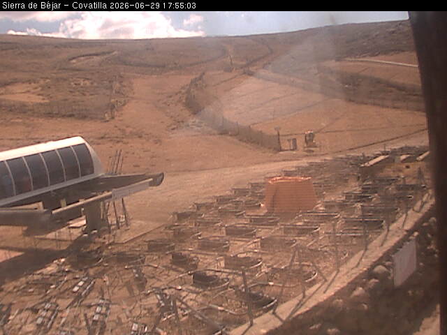 Webcam La Covatilla: Sierra de Bejar - 2000m.