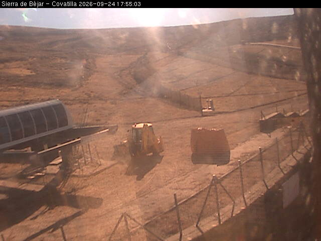 Webcam La Covatilla: Sierra de Bejar - 2000m.