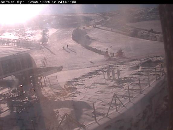 Webcam La Covatilla: Sierra de Bejar - 2000m.