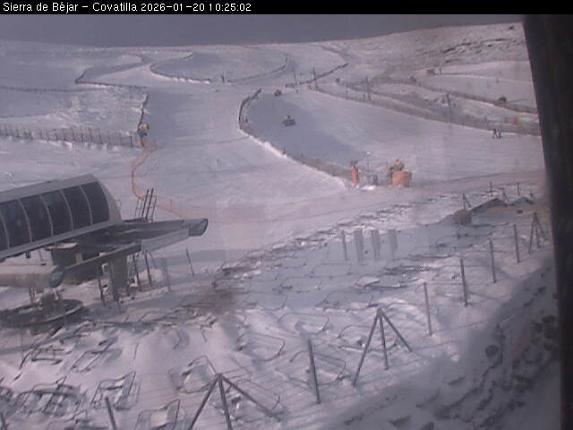 Webcam La Covatilla: Sierra de Bejar - 2000m.