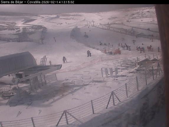Webcam La Covatilla: Sierra de Bejar - 2000m.