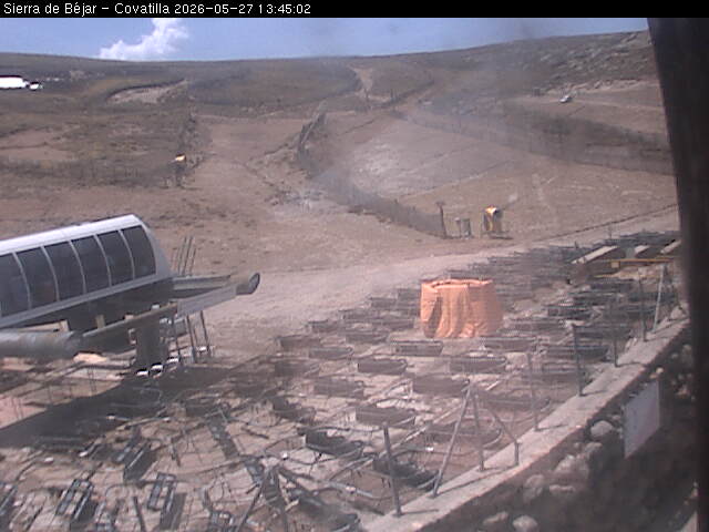 Webcam La Covatilla: Sierra de Bejar - 2000m.