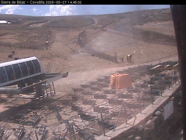 Webcam La Covatilla: Sierra de Bejar - 2000m.