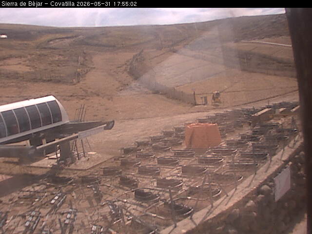 Webcam La Covatilla: Sierra de Bejar - 2000m.