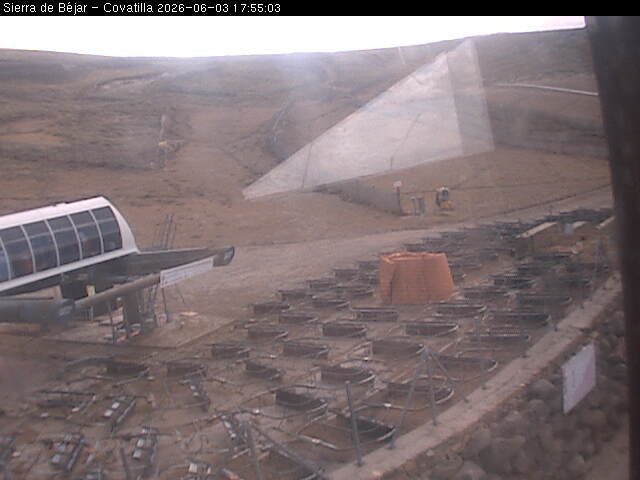 Webcam La Covatilla: Sierra de Bejar - 2000m.