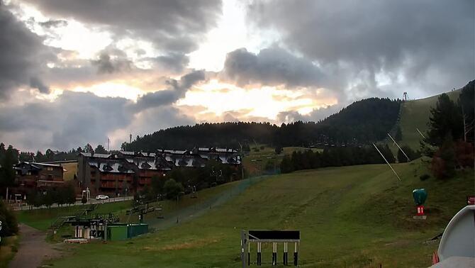 Webcam La Molina: 1700m