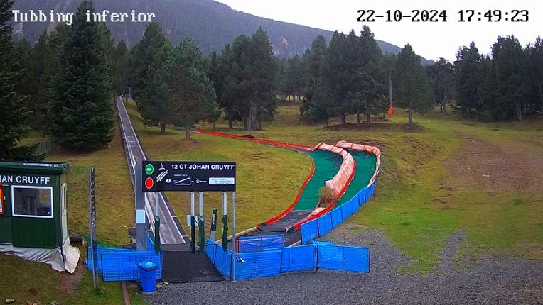 Webcam La Molina: Tubbing i cinta