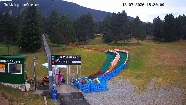 Webcam La Molina: Tubbing i cinta