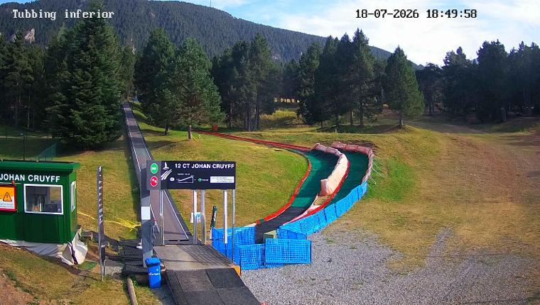 Webcam La Molina: Tubbing i cinta