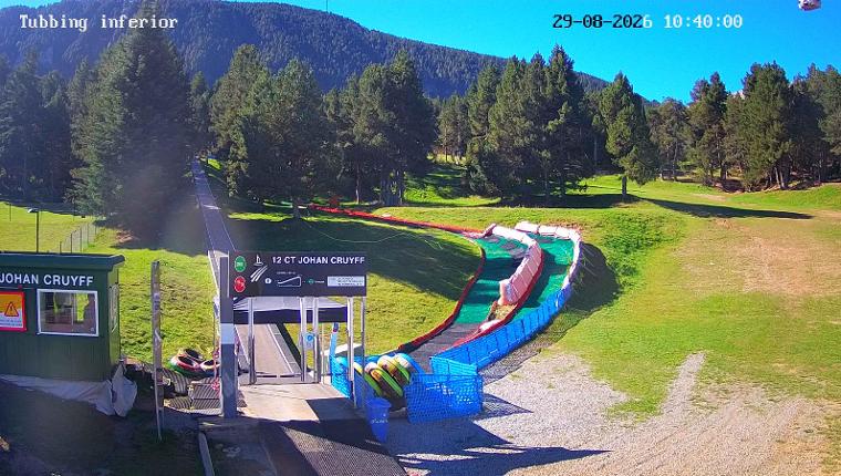 Webcam La Molina: Tubbing i cinta