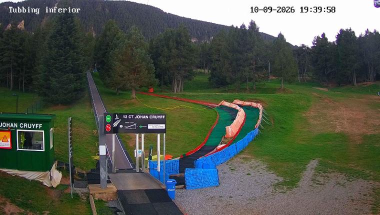 Webcam La Molina: Tubbing i cinta
