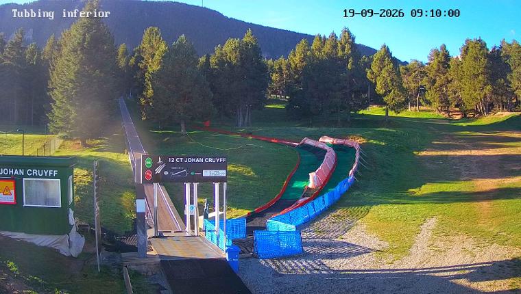 Webcam La Molina: Tubbing i cinta