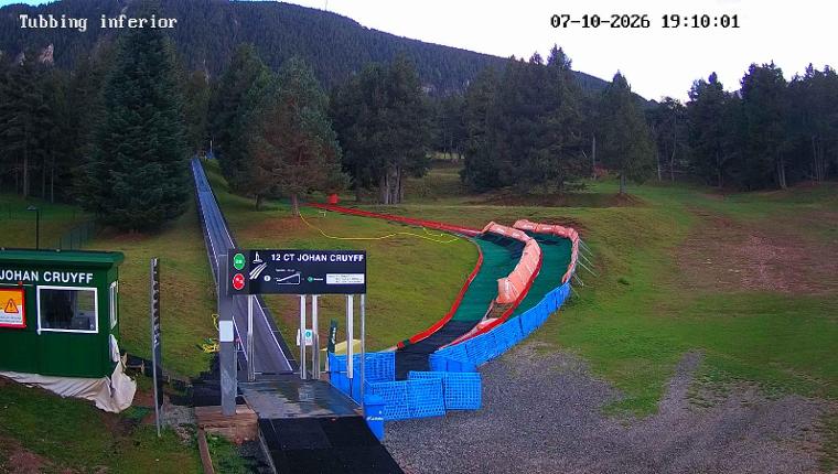 Webcam La Molina: Tubbing i cinta