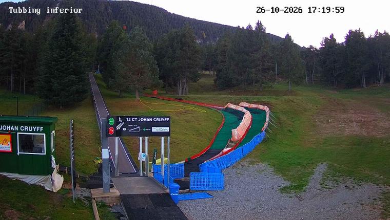 Webcam La Molina: Tubbing i cinta