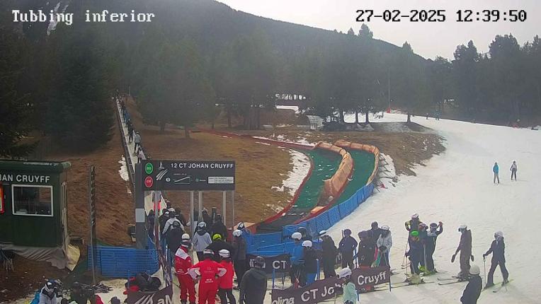 Webcam La Molina: Tubbing i cinta