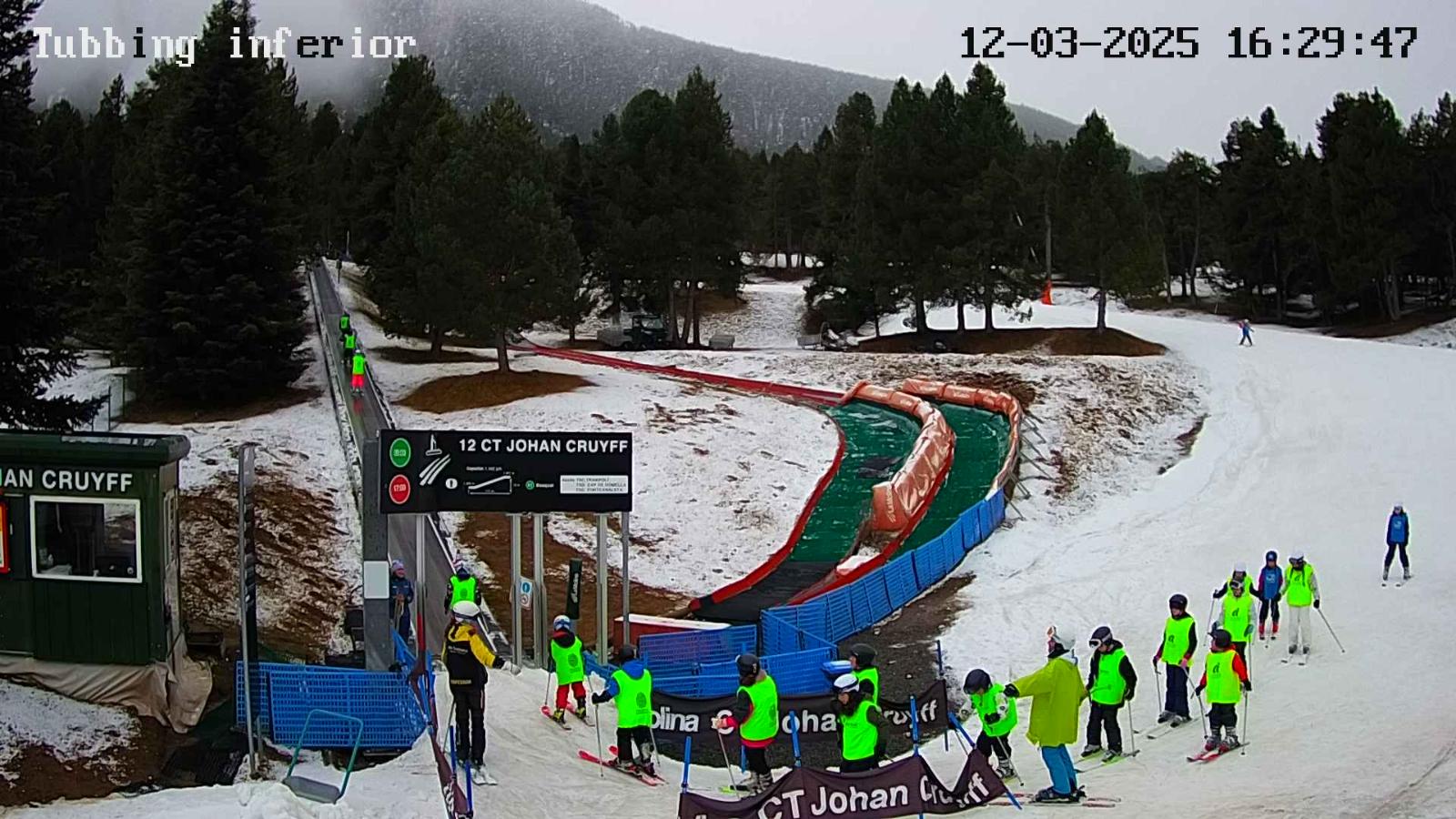 Webcam La Molina: Tubbing i cinta