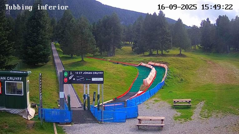 Webcam La Molina: Tubbing i cinta