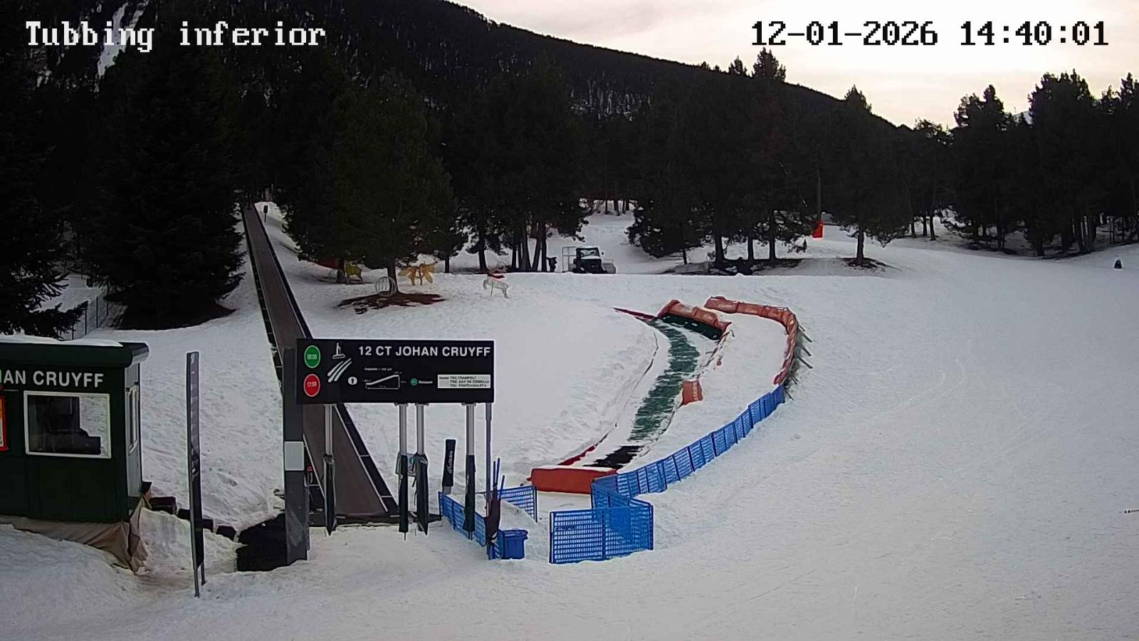 Webcam La Molina: Tubbing i cinta