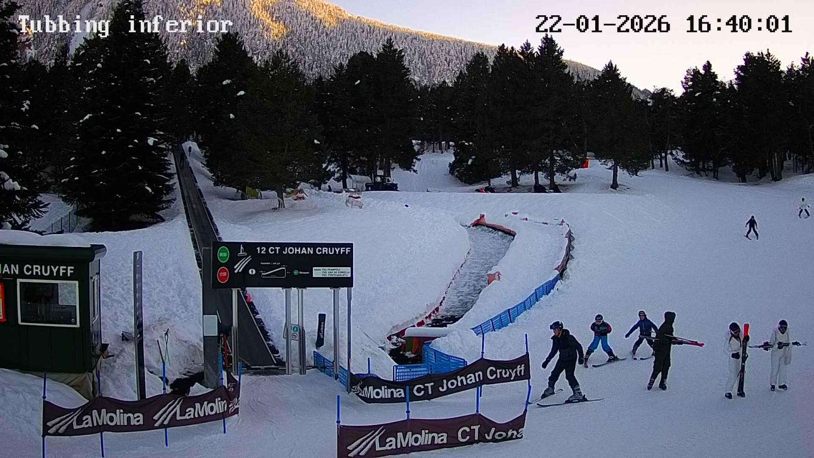 Webcam La Molina: Tubbing i cinta