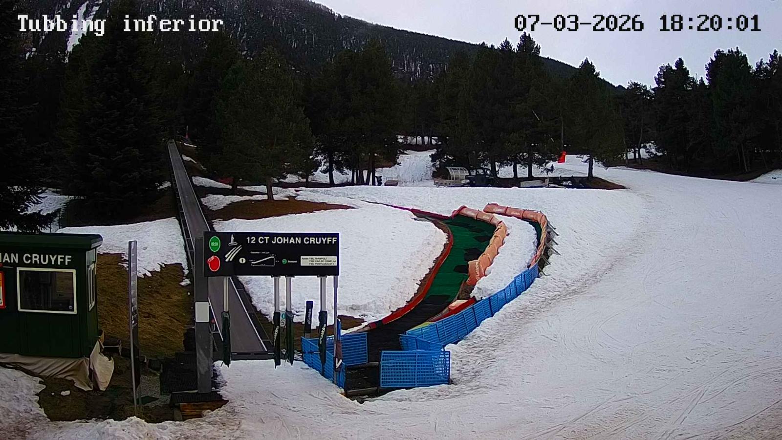 Webcam La Molina: Tubbing i cinta