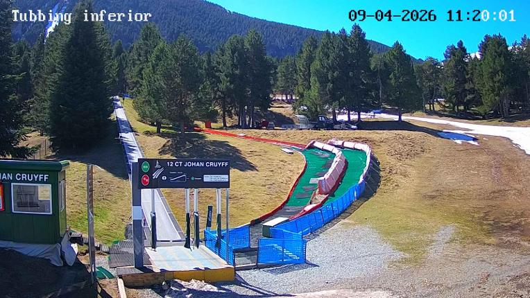Webcam La Molina: Tubbing i cinta