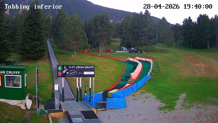 Webcam La Molina: Tubbing i cinta