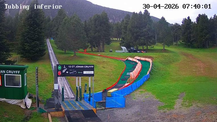 Webcam La Molina: Tubbing i cinta