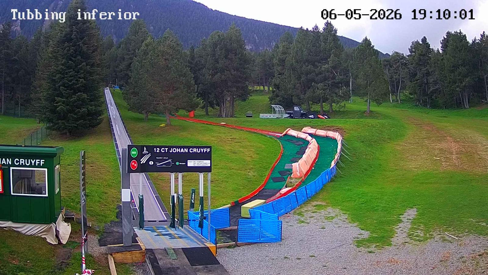 Webcam La Molina: Tubbing i cinta
