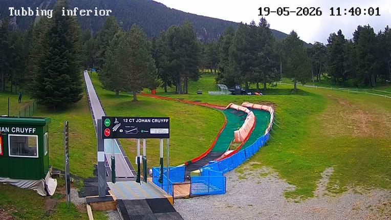 Webcam La Molina: Tubbing i cinta